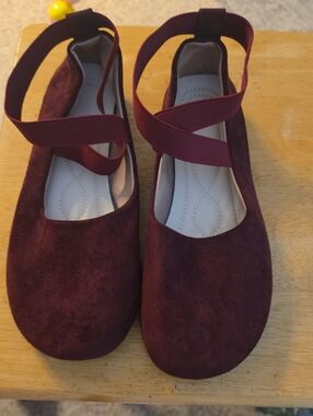 Women's Burgundy Suede Cross-Strap Flats